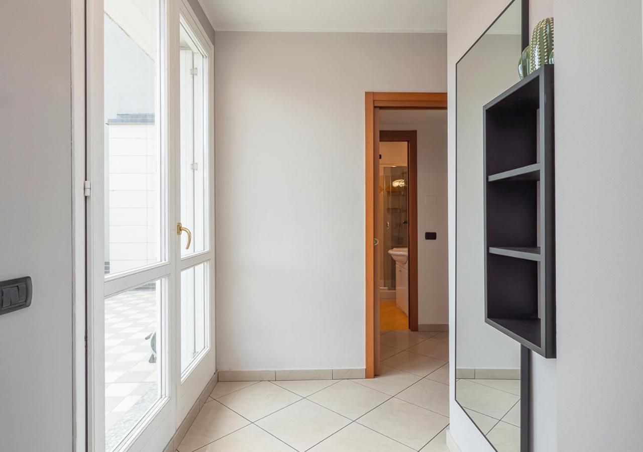 Attico A - 2 Terrazzi E Netflix Appartement Milan